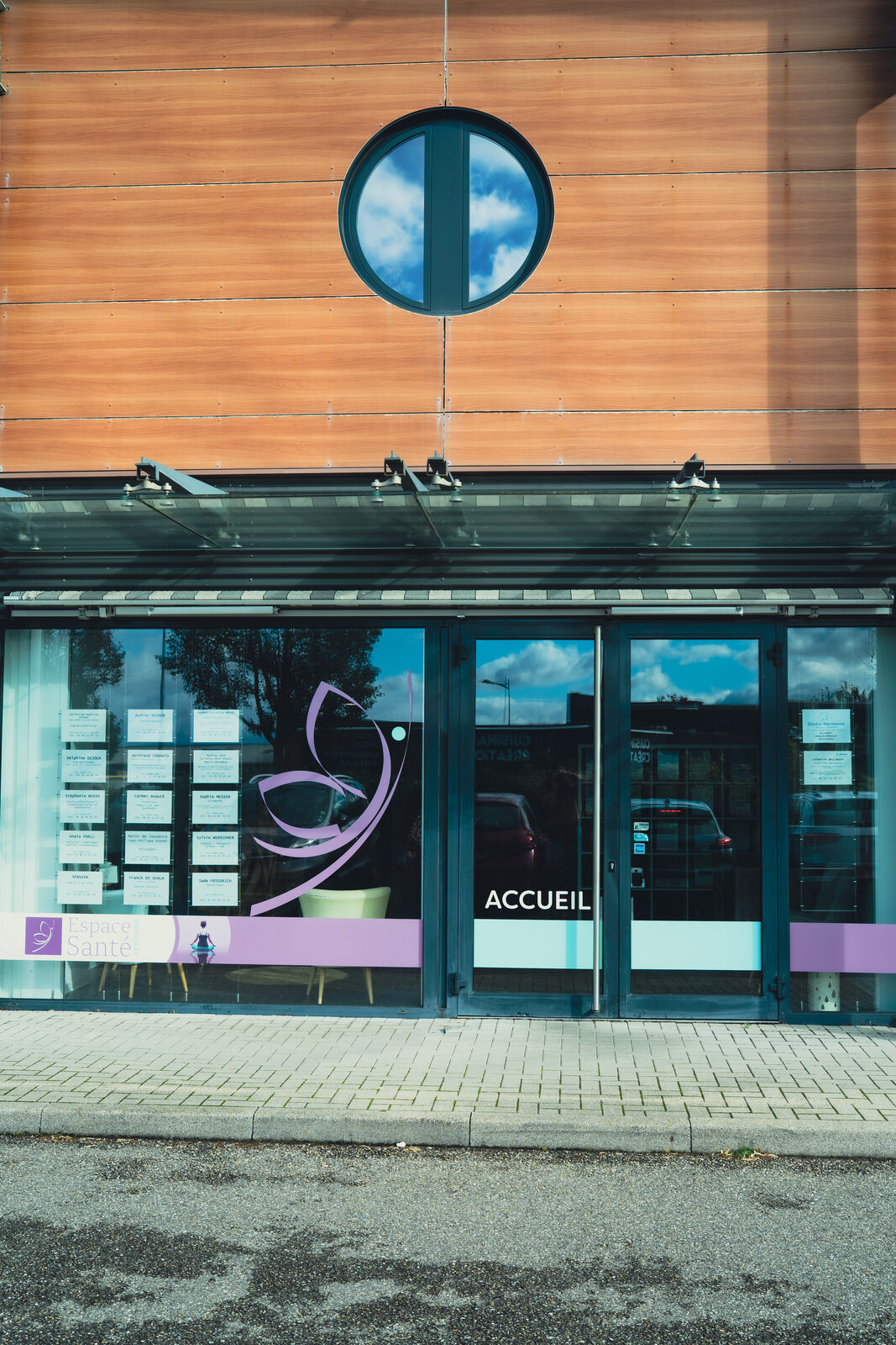 Porte d'entrée du Studio Harmonie